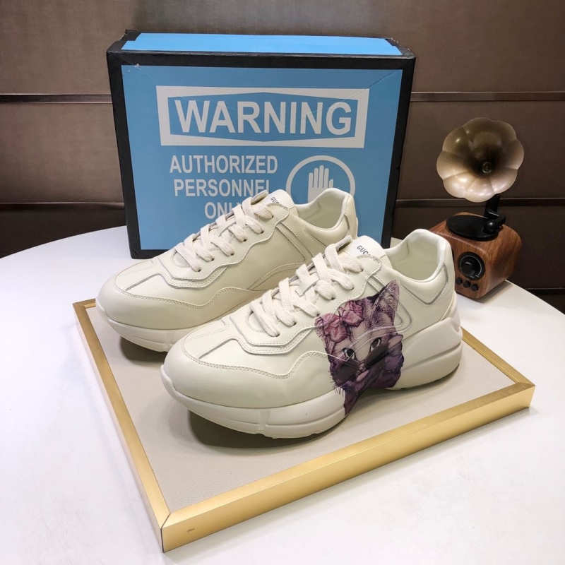 G*u*i casual shoes